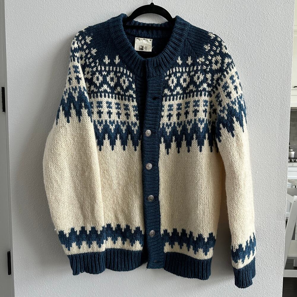vintage Runox Scandinavian pure new wool Fairisle cardigan sweater cream navy